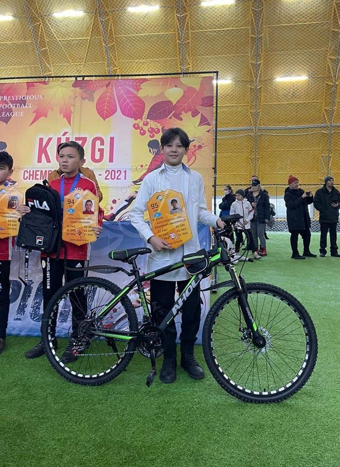 Футболдан Ермахан Әбілмансұр командасымен жеңімпаз атанды!