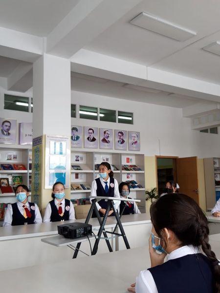 7-сынып қыздарымен жиналыс жүргізілді.