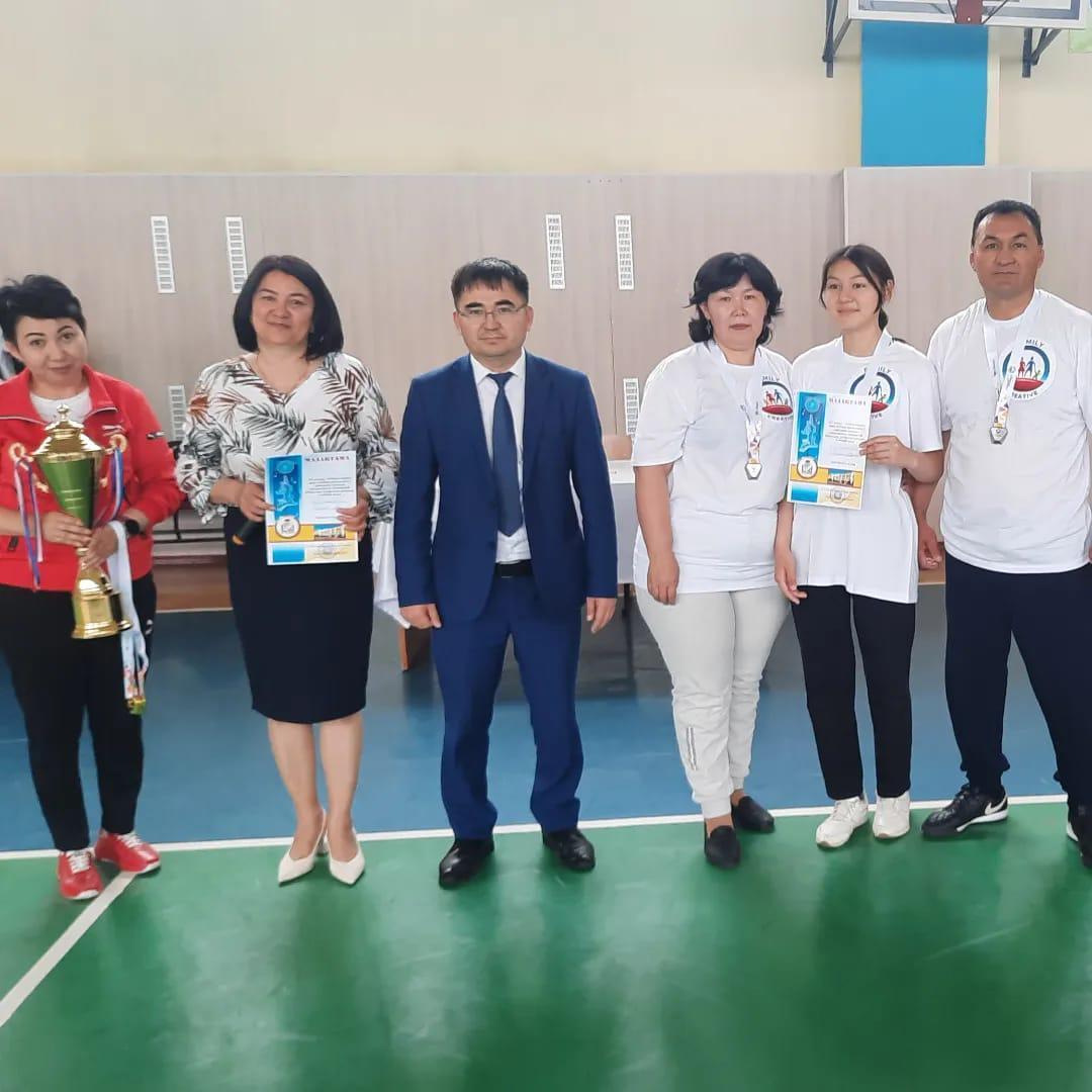 "Отбасы құндылығы - сарқылмас қазына" тақырыбында лицейішілік эстафеталық сайыс өткізілді.