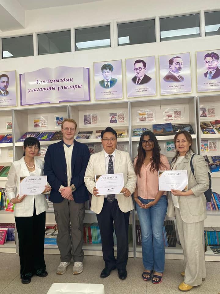 АҚШ-тың Бетлехем қаласында орналасқан, жеке зерттеу ісімен айналысатын Лехай университетінің өкілдері лицейдің жаратылыстану пәніннің мұғалімдерімен дөңгелек үстел басында кездесу өткізді.