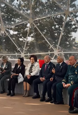 «Халық Қаhарманы» және «Қазақстанның Еңбек Ері» жоғары атағын алған тұлғалармен кездесу өтті