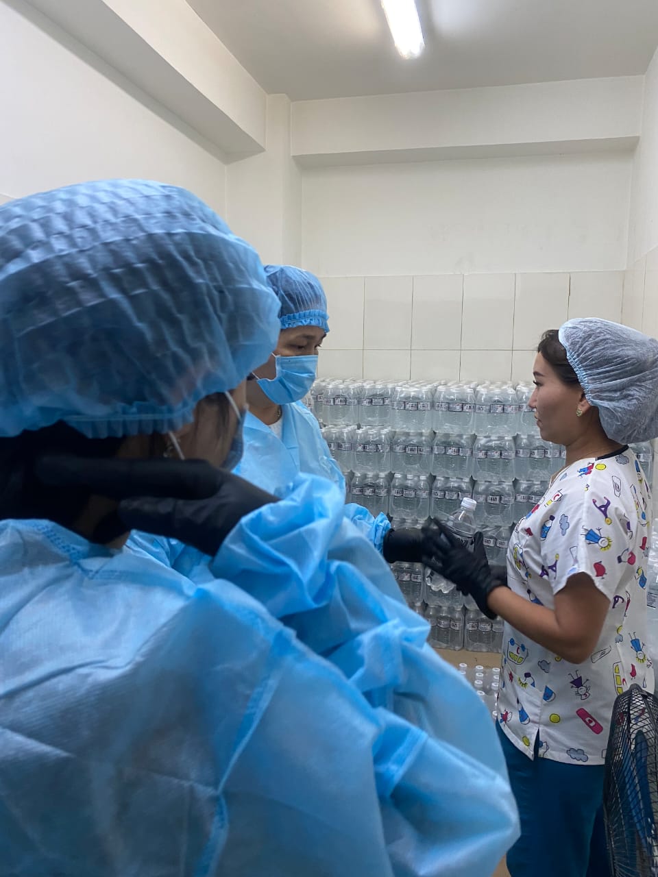 Лицейдің тамақтану сапасына мониторинг жүргізу комиссиясы бақылау